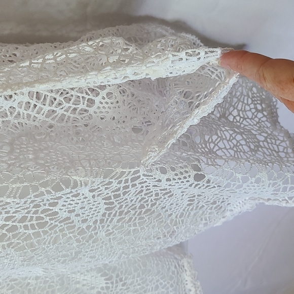 White Lace Tank, Black Chunky Button Accent, 1X - Picture 5 of 11